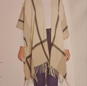 Cashmere Wrap NWT Three dots